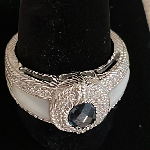 Judith Ripka Blue Topaz & Mother-of-Pearl Pineapple-Cut Ring Size NWOT - Picture 10 of 12